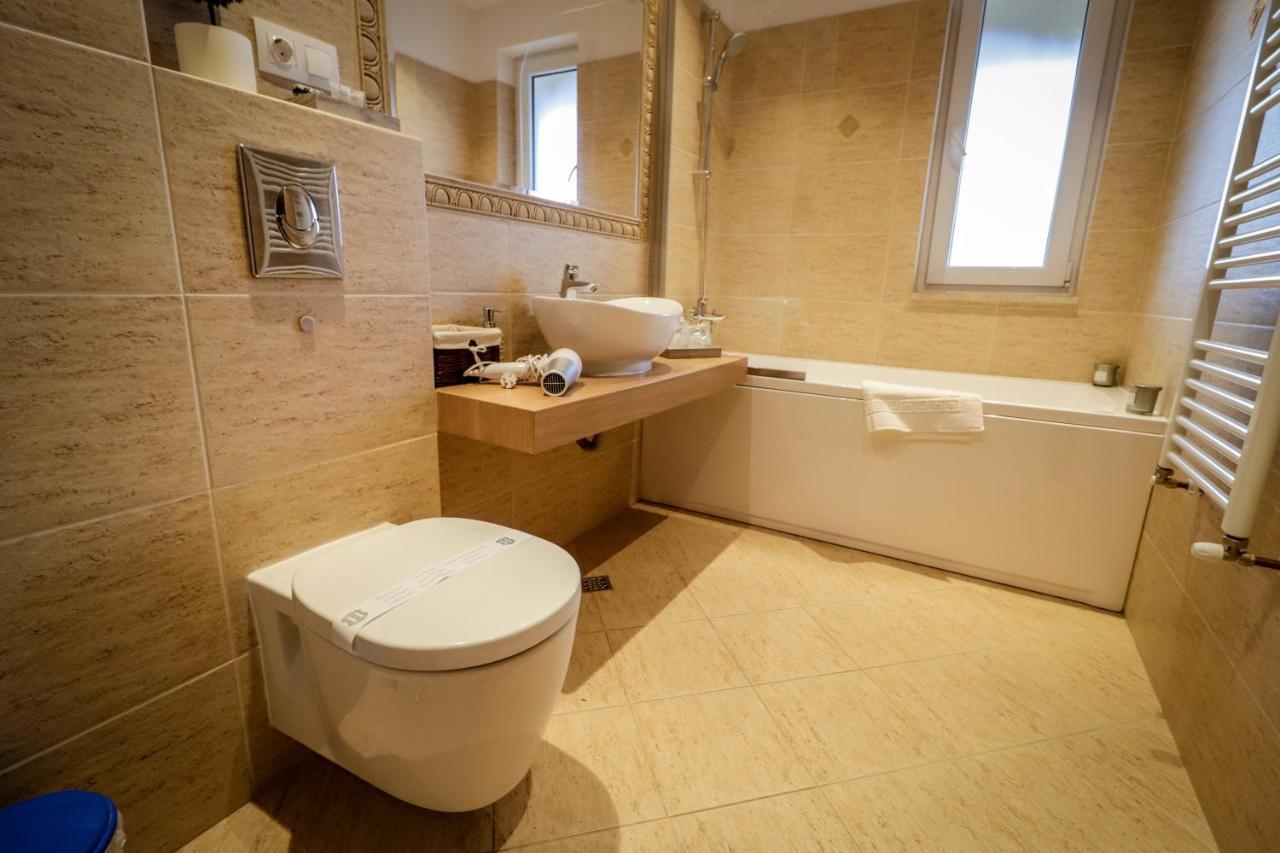 Lux Green Apartament 2 Apartment บราชอฟ ภายนอก รูปภาพ